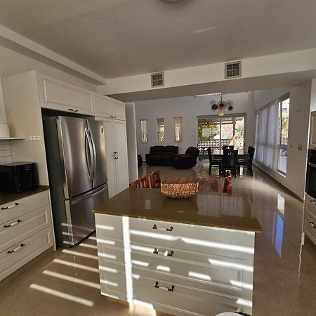 Villa Oasis Reef Resort Near The Sea -רק משפחות Ейлат Екстер'єр фото