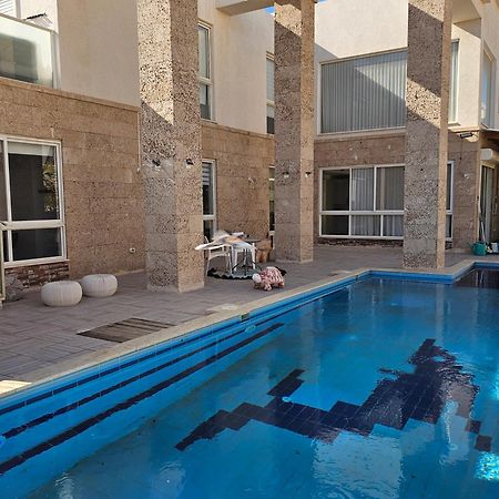 Villa Oasis Reef Resort Near The Sea -רק משפחות Ейлат Екстер'єр фото